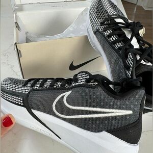 Nike Sabrina 1 Team Basketball shoes